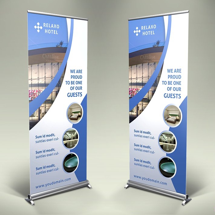 Roll up Stand in Dubai